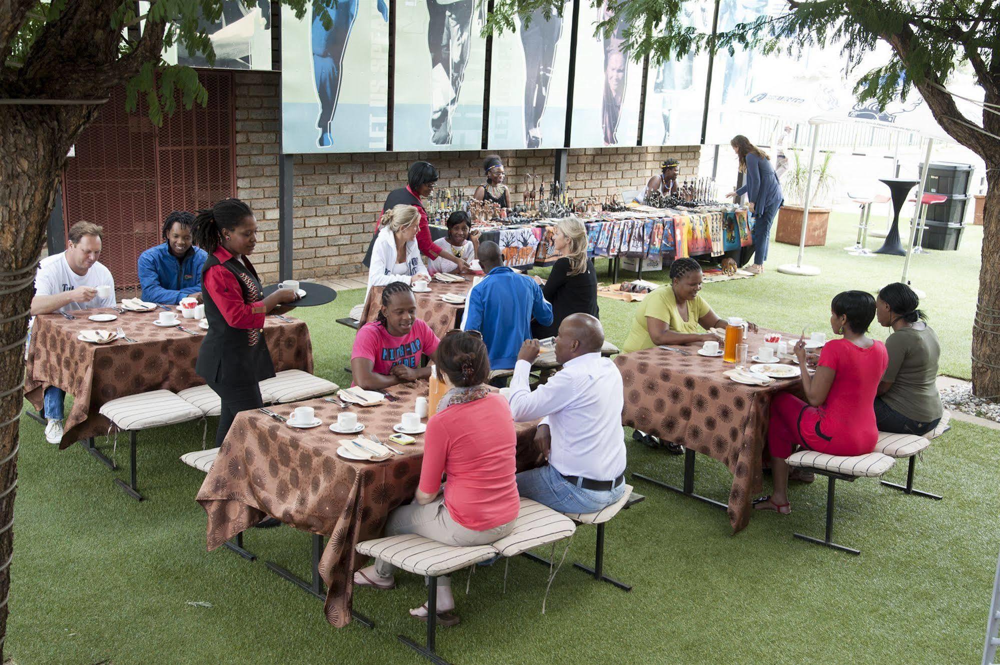 The Soweto Hotel & Conference Centre Exterior photo